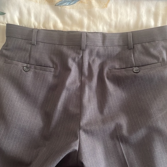 Mens Perry Ellis grey pinstriped dress pants flat front no cuff - Picture 5 of 6